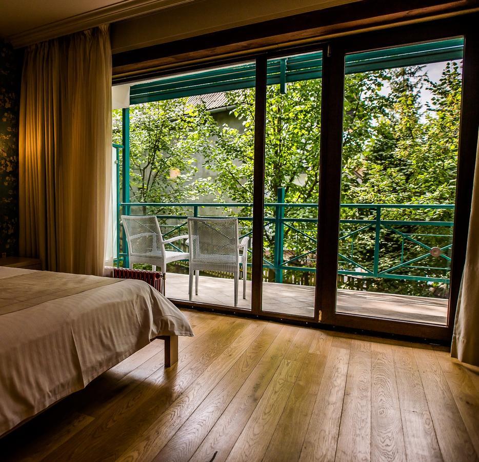 Hotel Sunny Hill Cluj Napoca Bagian luar foto