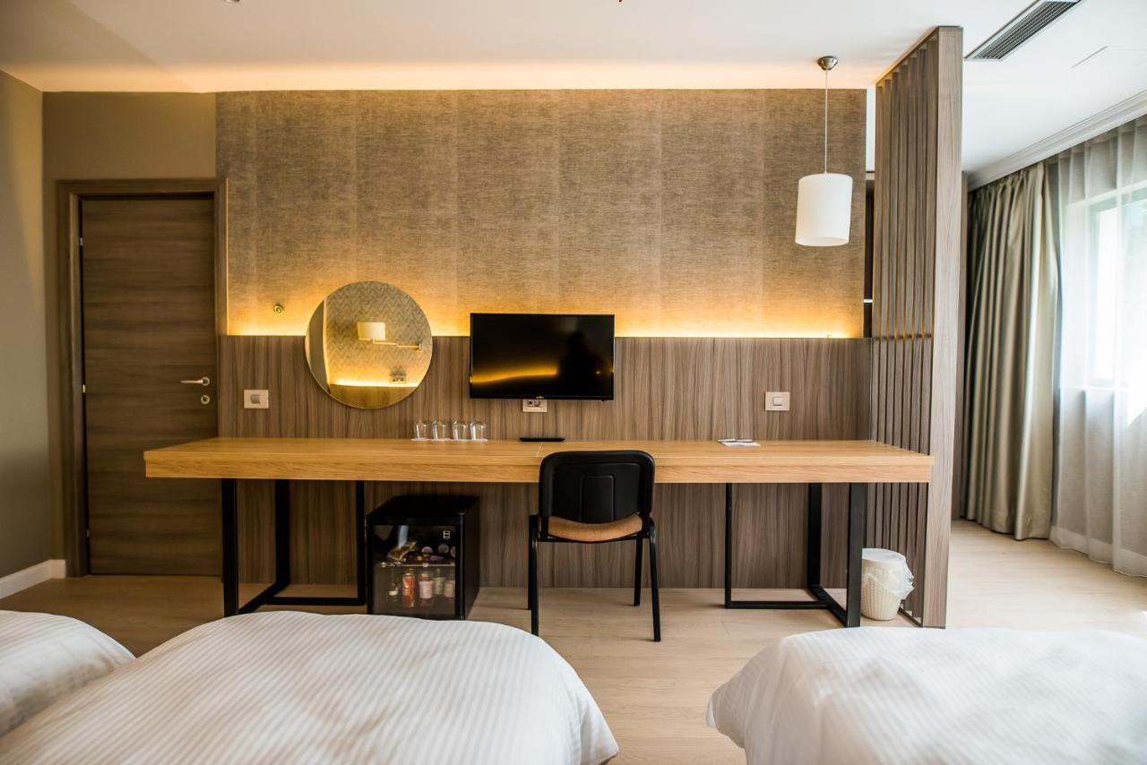 Hotel Sunny Hill Cluj Napoca Bagian luar foto